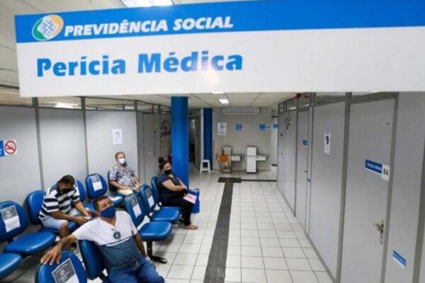 Governo anuncia reforço de 250 novos peritos médicos para atendimento nas agências do INSS