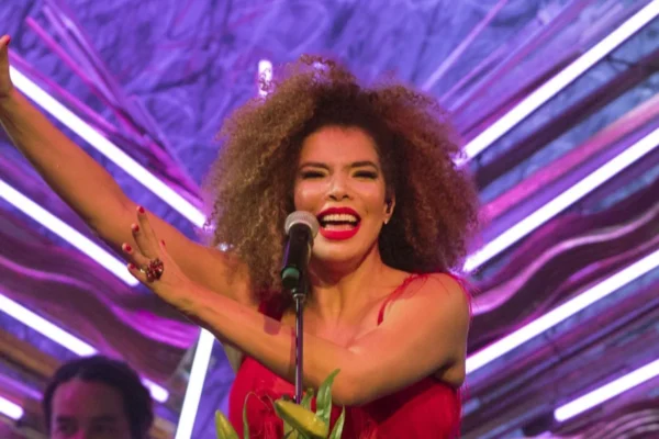 Vanessa da Mata anuncia show em Goiânia com a turnê “Todas Elas” Vanessa da Mata