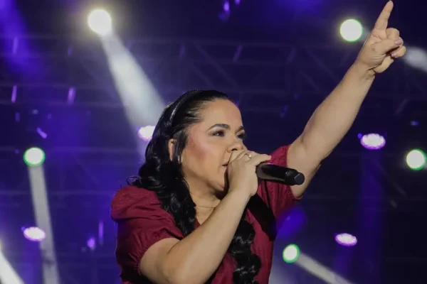 Louva Piri celebra 298 anos de Pirenópolis com shows gospel gratuitos nos dias 3 e 4 de outubro Cassiane