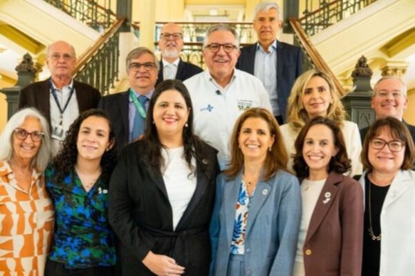 Governo do Brasil anuncia criação do primeiro hospital público inteligente do país
