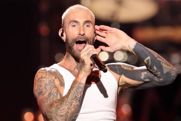 Maroon 5 anuncia show gratuito em São Paulo em dezembro Maroon 5