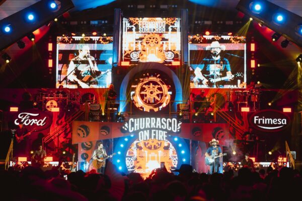 Fernando e Sorocaba - Churrasco On Fire